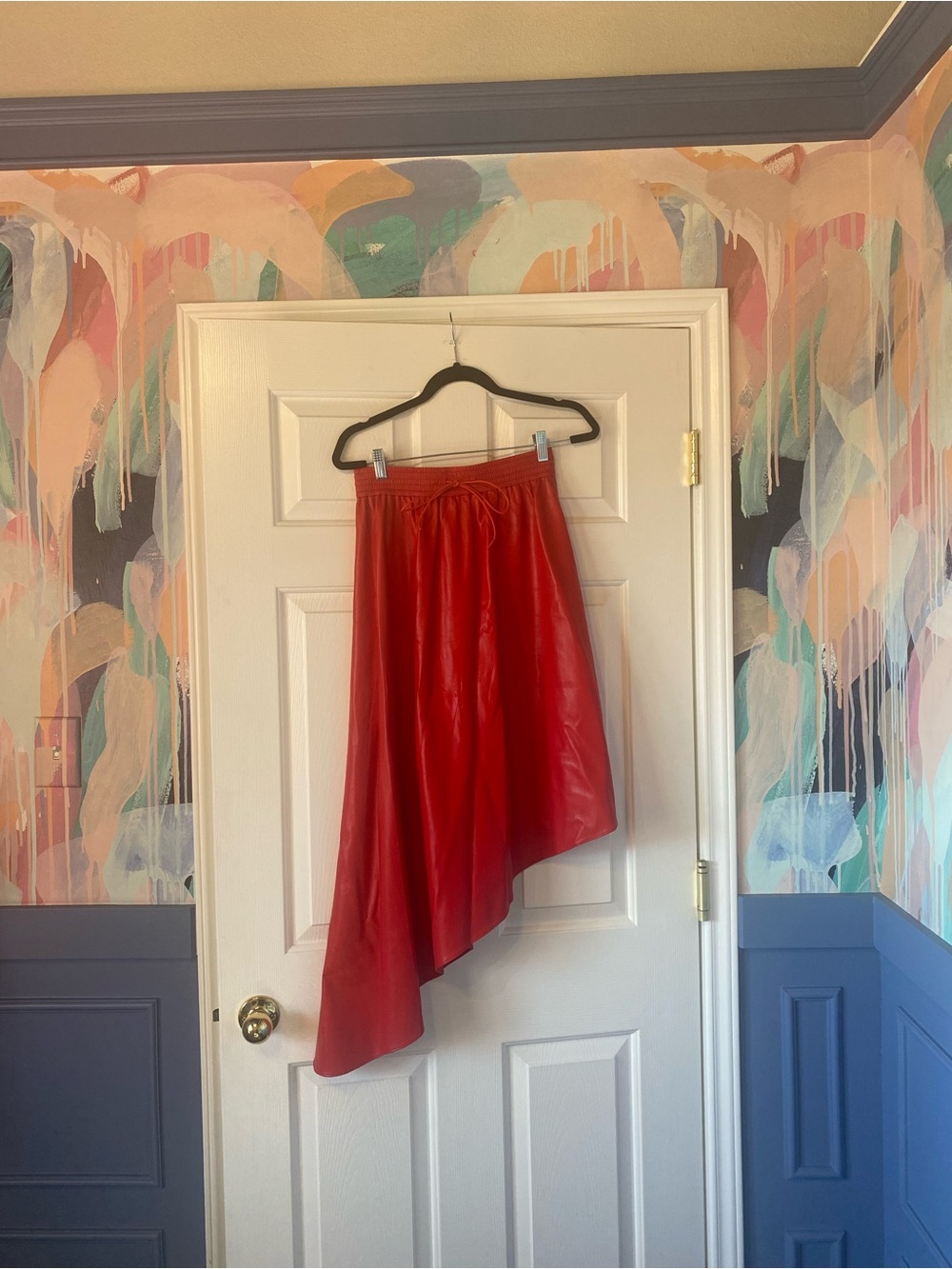 Alice + Olivia Lipstick Red Asymmetrical Faux Leather Skirt Sz 4